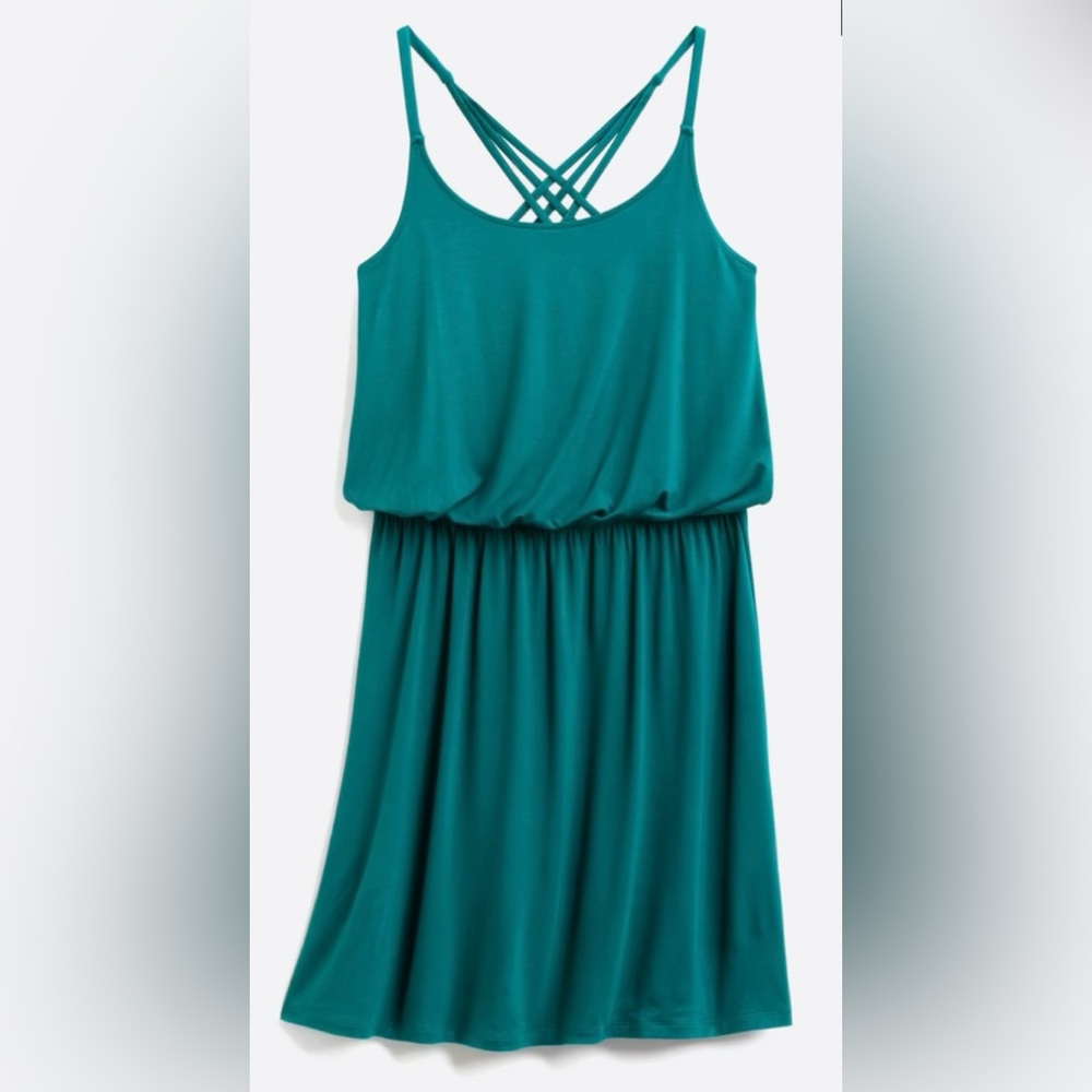 MIX by Hawthorn Back Detail Knit Dress